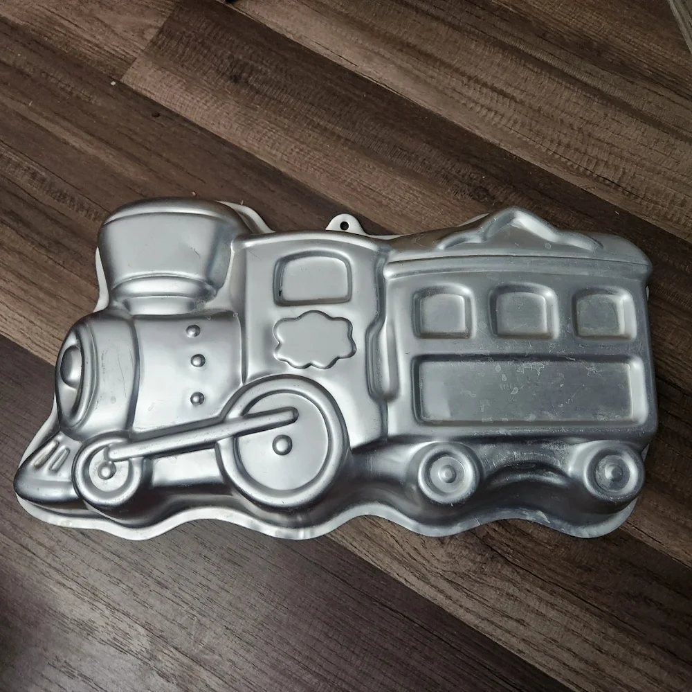 Wilton Train Cake Pan 1995 Vintage